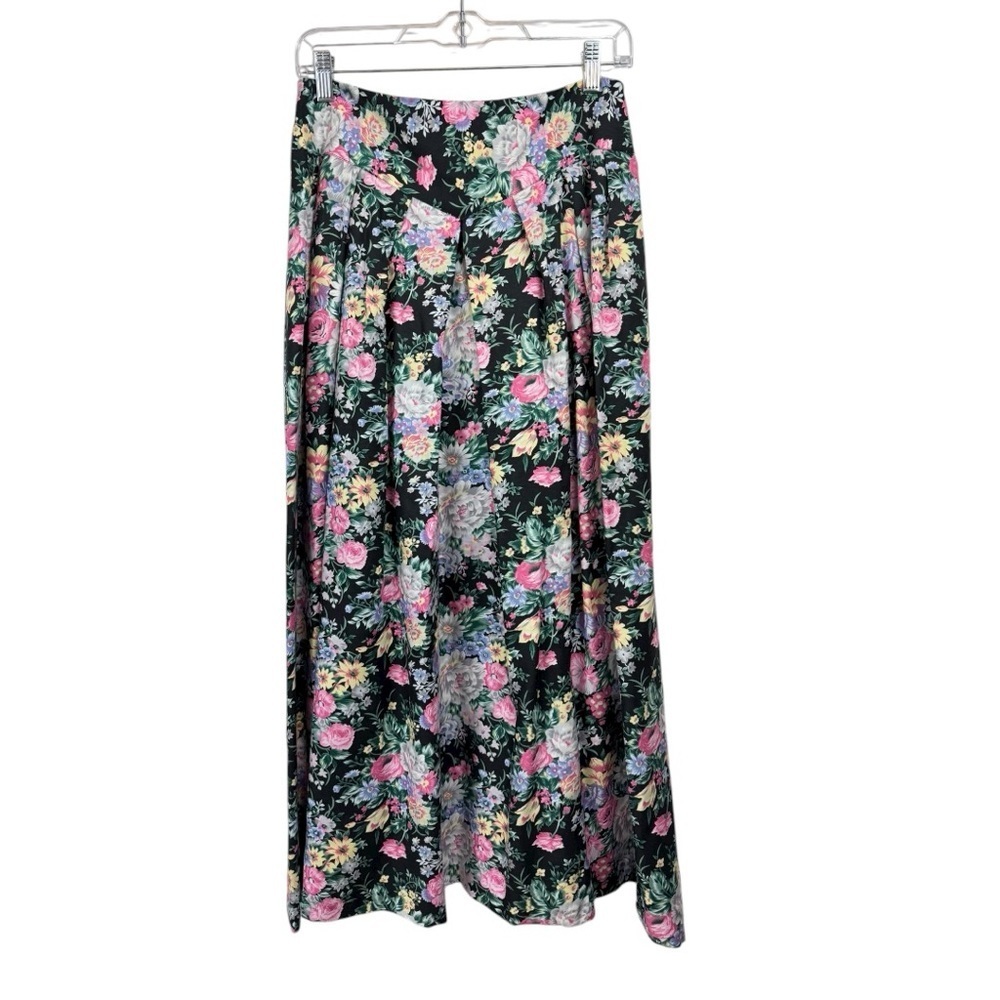 Vintage Size small  Midi Skirt Black Floral Cottage Prairie Modest Boho V-Yoke